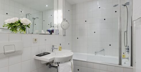 hotel room image