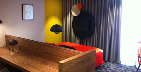 hotel room image