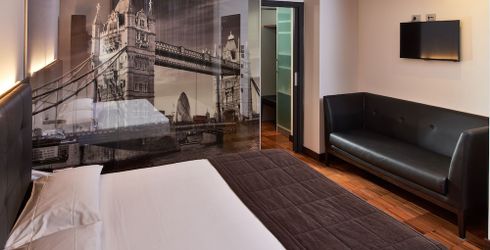 hotel room image