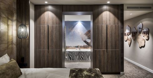 hotel room image