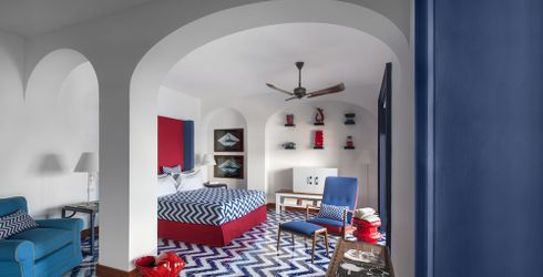 hotel room image
