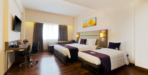 hotel room image
