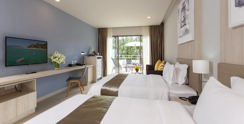 hotel room image