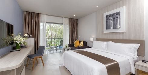 hotel room image