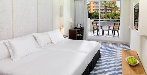 hotel room image