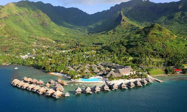 Manava Beach Resort and Spa Moorea hotel in Mo'orea