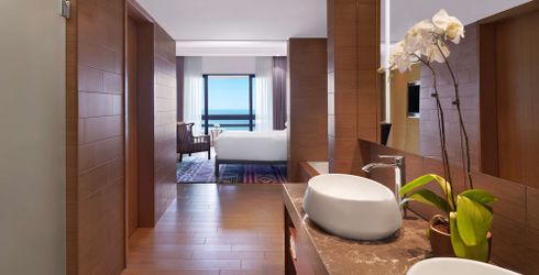 hotel room image