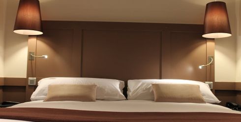hotel room image
