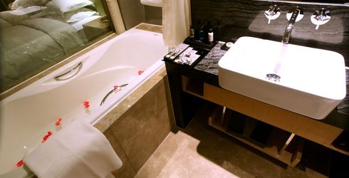 hotel room image