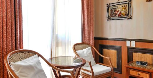 hotel room image