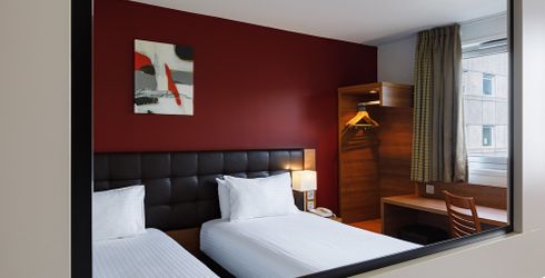 hotel room image