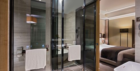 hotel room image