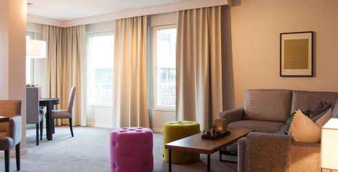 hotel room image