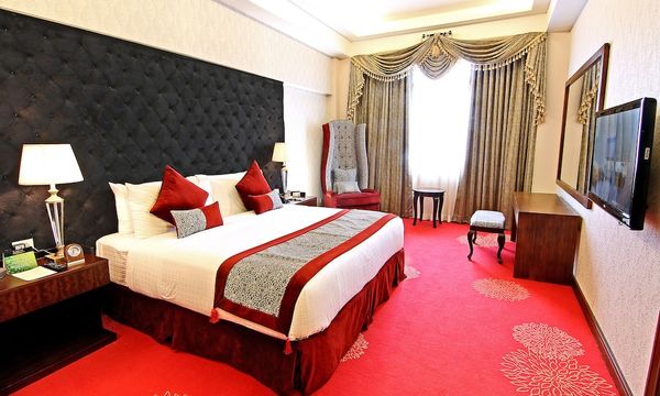 Luxent Hotel hotel in Manille