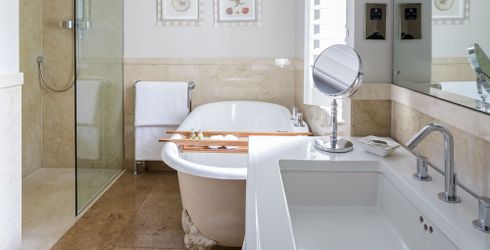 hotel room image