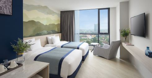 hotel room image