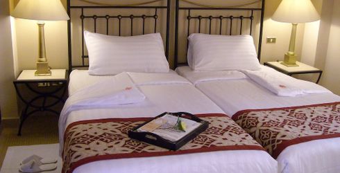 hotel room image