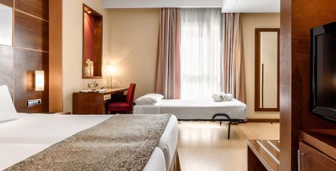 hotel room image