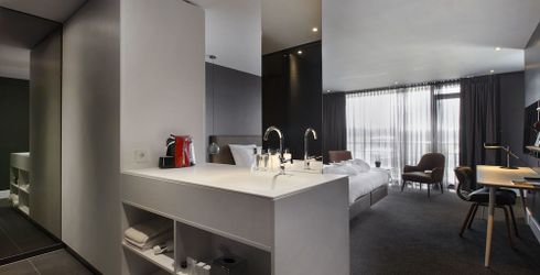 hotel room image