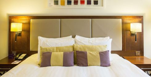 hotel room image