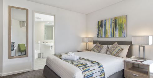 hotel room image