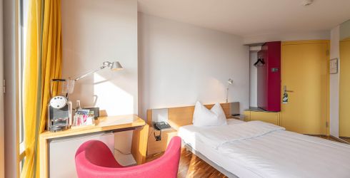hotel room image