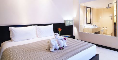 hotel room image