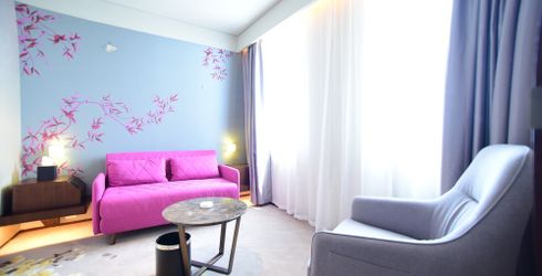 hotel room image