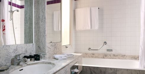 hotel room image