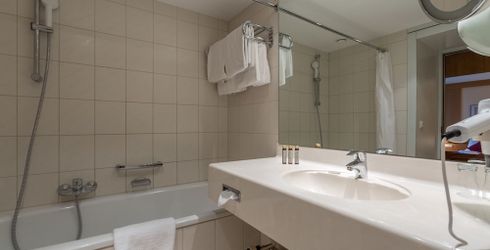 hotel room image