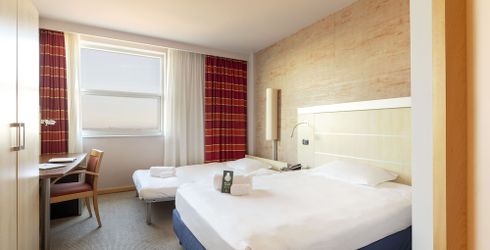 hotel room image