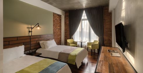 hotel room image