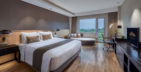 hotel room image