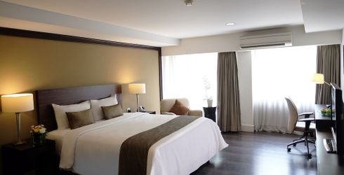 hotel room image