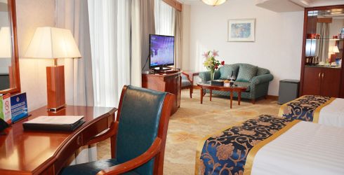 hotel room image
