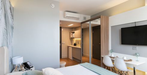 hotel room image