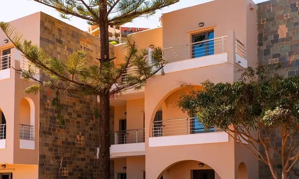 Porto Platanias Village hotel in Creta