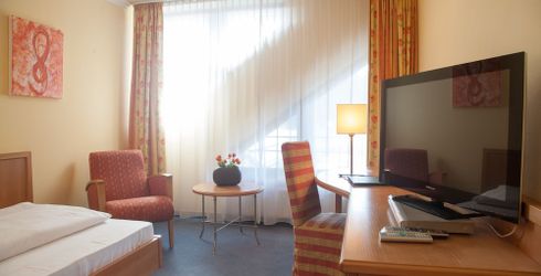 hotel room image