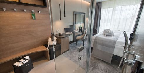 hotel room image
