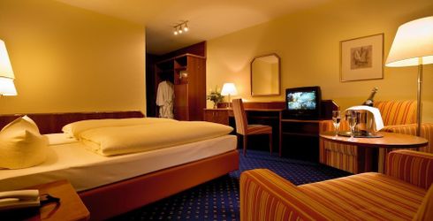 hotel room image