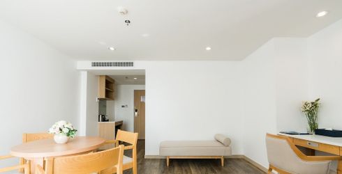 hotel room image