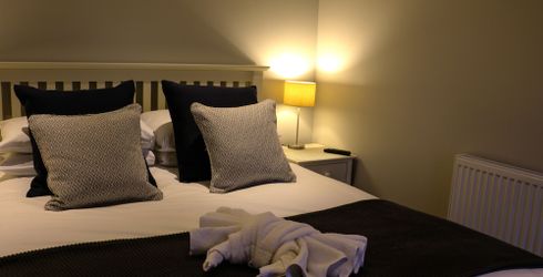 hotel room image