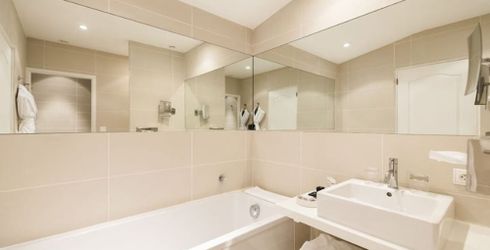 hotel room image