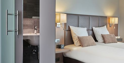 hotel room image