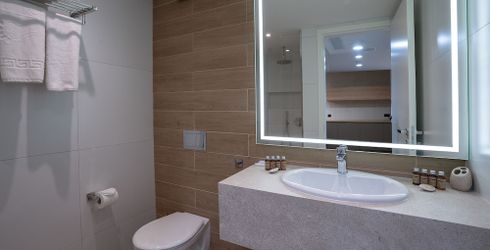 hotel room image