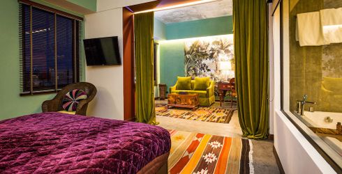 hotel room image