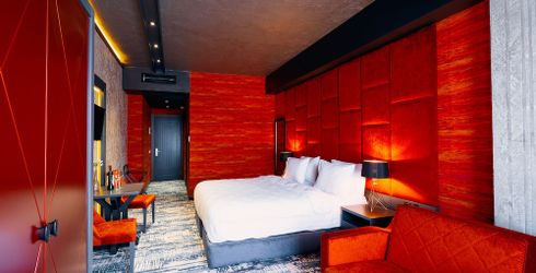 hotel room image