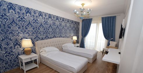 hotel room image