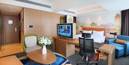hotel room image