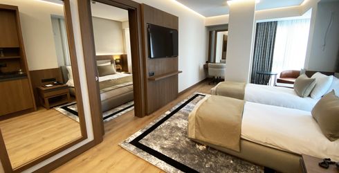 hotel room image
